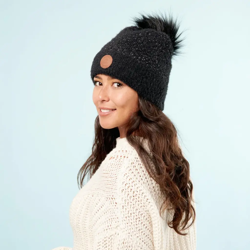 Ernest-Shop_Cabaia_Bonnet_Angel-Face_Black_03.webp