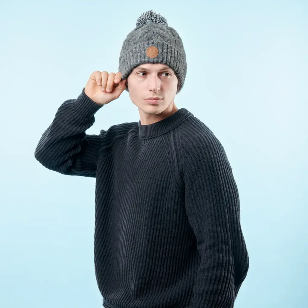 Ernest-Shop_Cabaia_Bonnet_Proseco_gris_03.webp