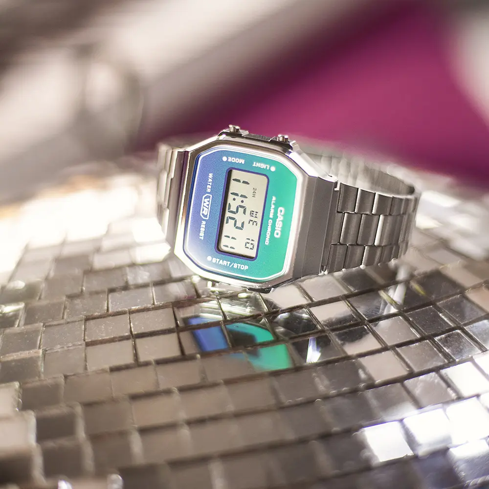 Ernest-Shop_Casio_A168WER-2AEF_02.webp