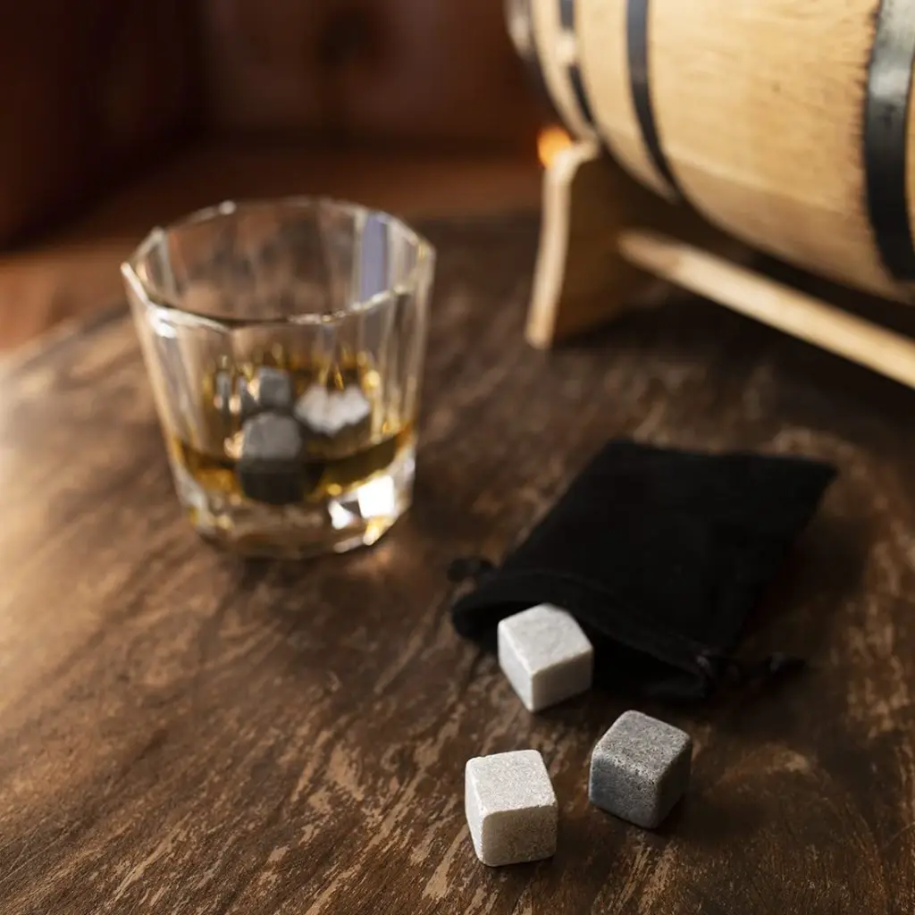 Ernest-Shop_Gentlemen-Hardware_Whisky-Chillers_03.webp