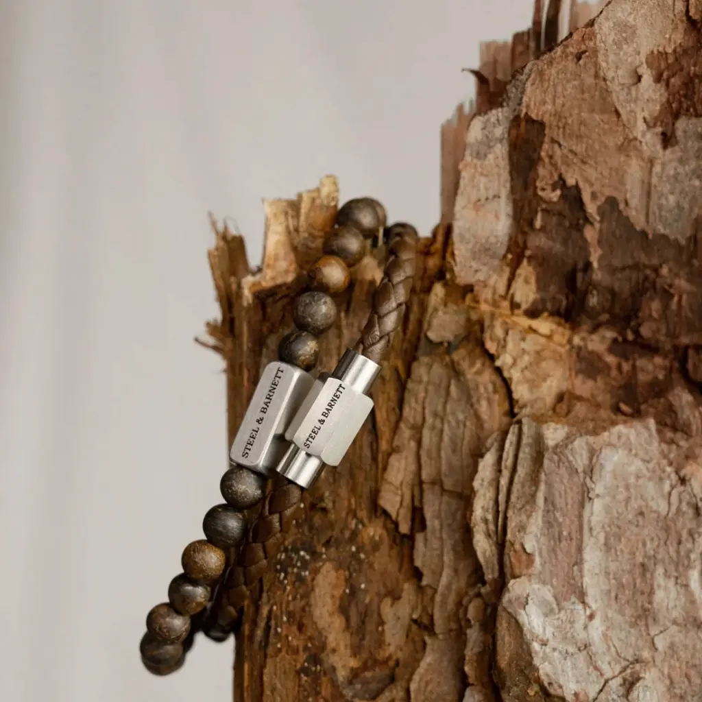 Ernest-Shop_Steel-and-Barnett_Bracelet_Natural-Ned_Bronzite_03.webp