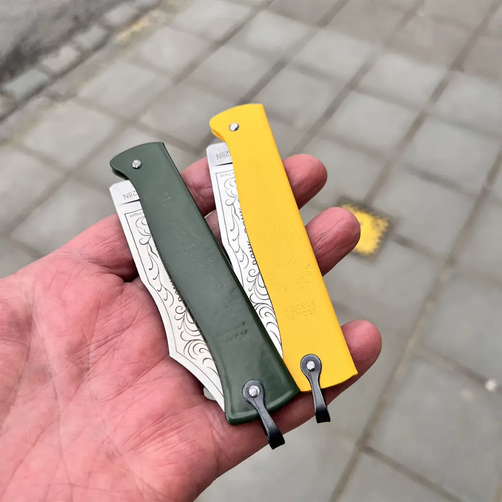 Ernest-Shop_Douk-Douk_Couteau_Inox_Vert_03.webp