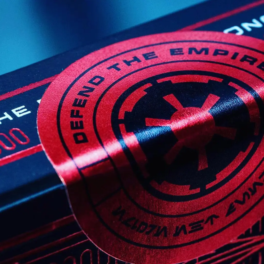 Ernest-Shop_Theory11_Playing-Cards_Star-Wars_Red_04.webp