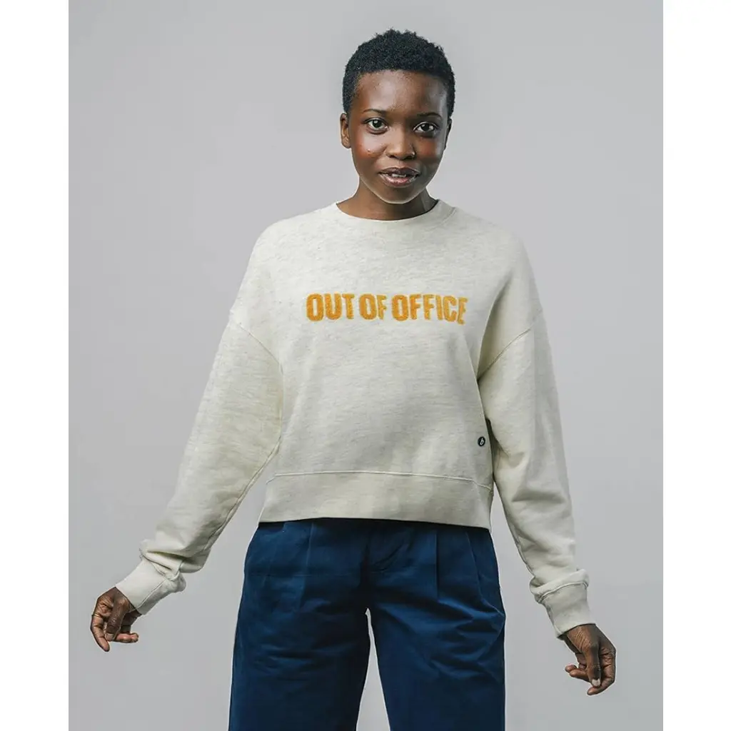 Ernest-Shop_Brava_Sweat_Out-of-Office_Woman_03.webp