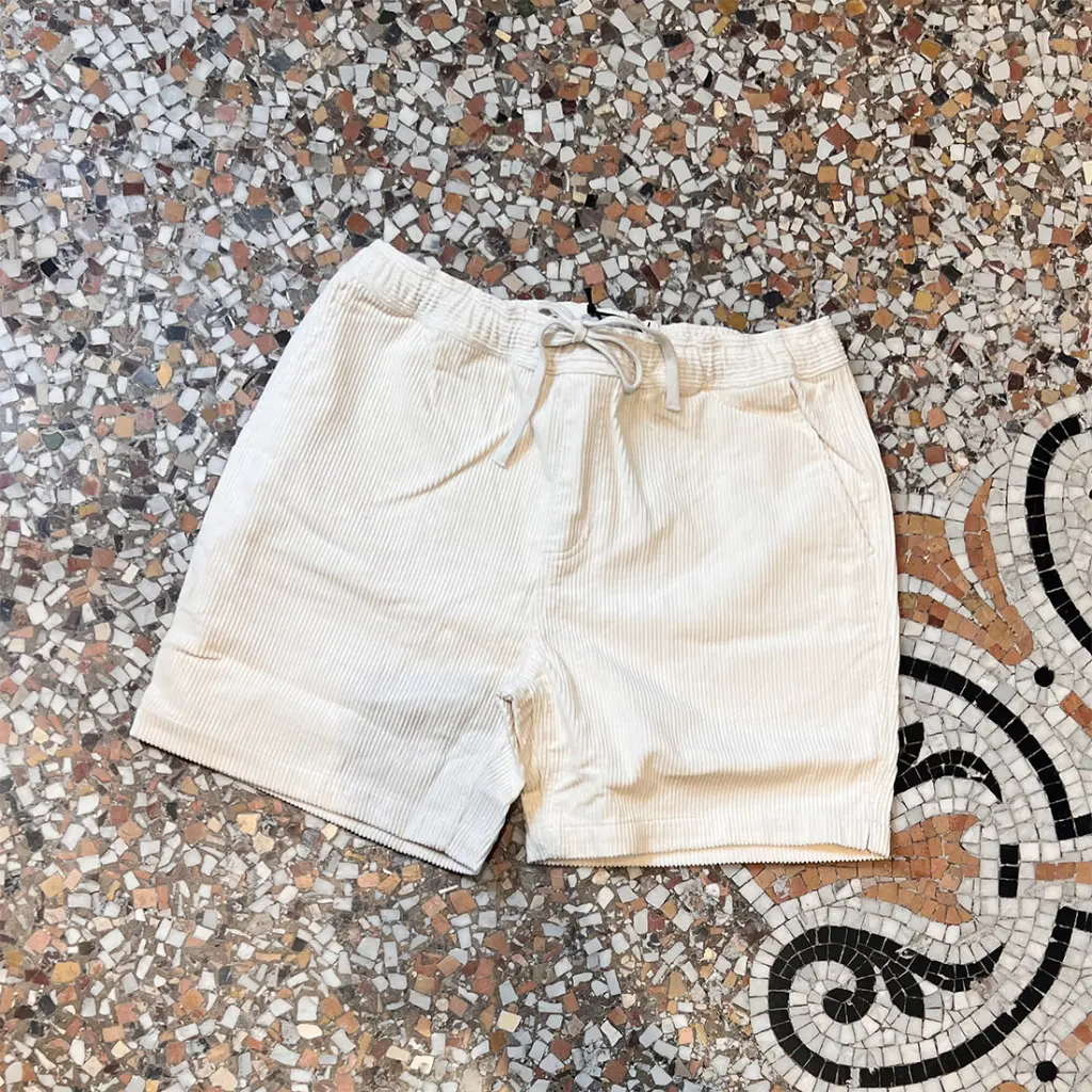 Ernest-Shop_Billybelt_Short-Beach_Velours_Ivoire_04a.webp
