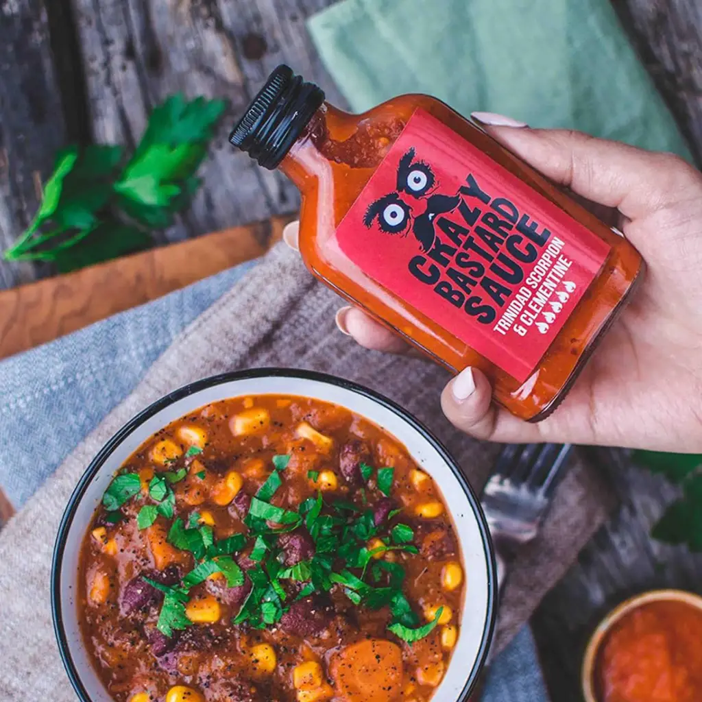 Ernest-Shop_Crazy-Bastard_Hot-Sauce_Trinidad-Scorpion_Clementine_03.webp