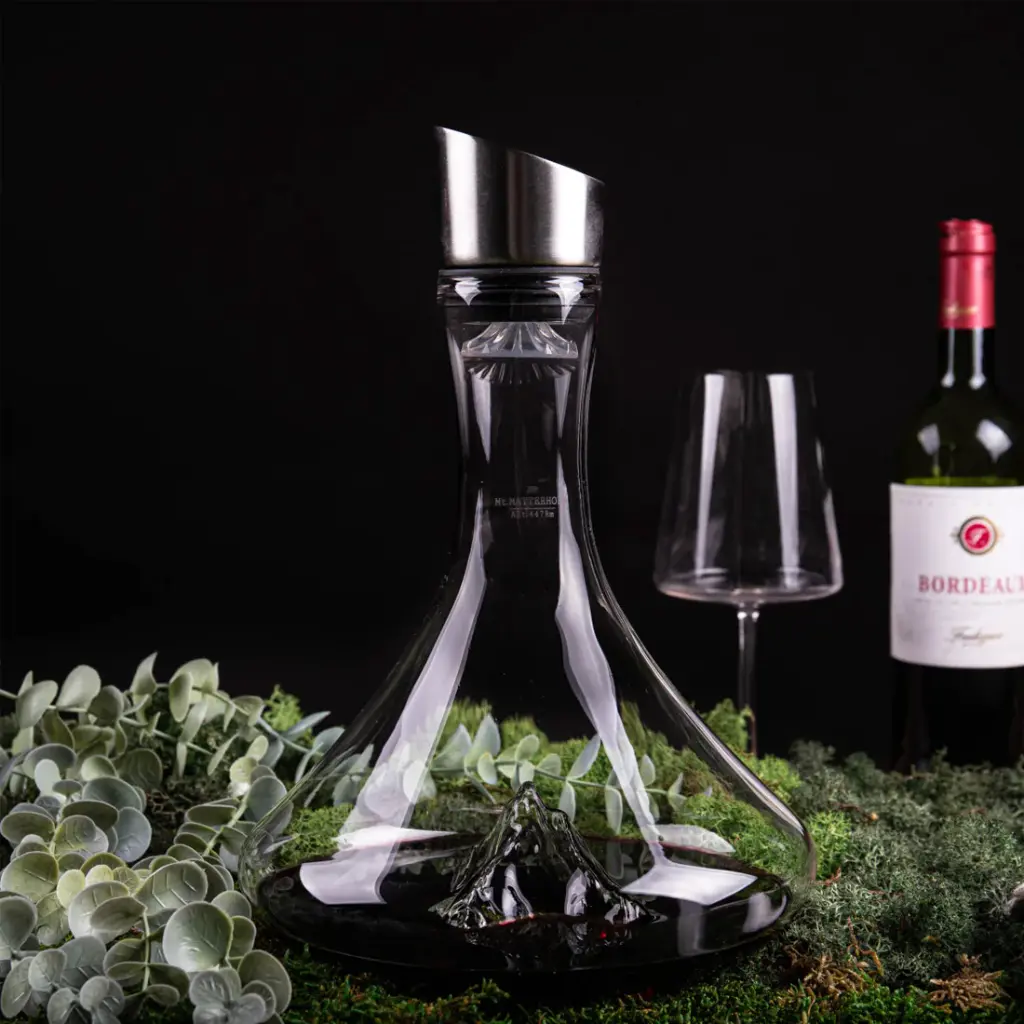 Ernest-Shop_Alaskan-Makers_Carafe-Decanteur_Cervin_03.webp