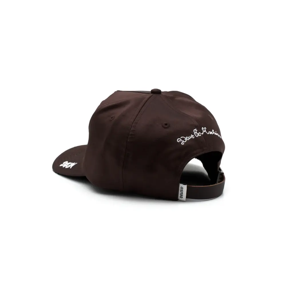Ernest-Shop_Deus_Cap_Lota-Trucker_Choc-Plum_02.webp