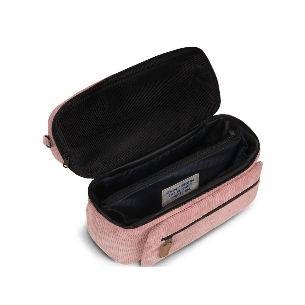 Ernest-Shop_Cabaia_Vanity-Bag_Gold-Coast_03.webp