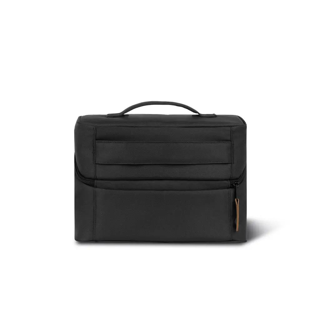 Ernest-Shop_Cabaia_Vanity-Bag_Berlin_03.webp