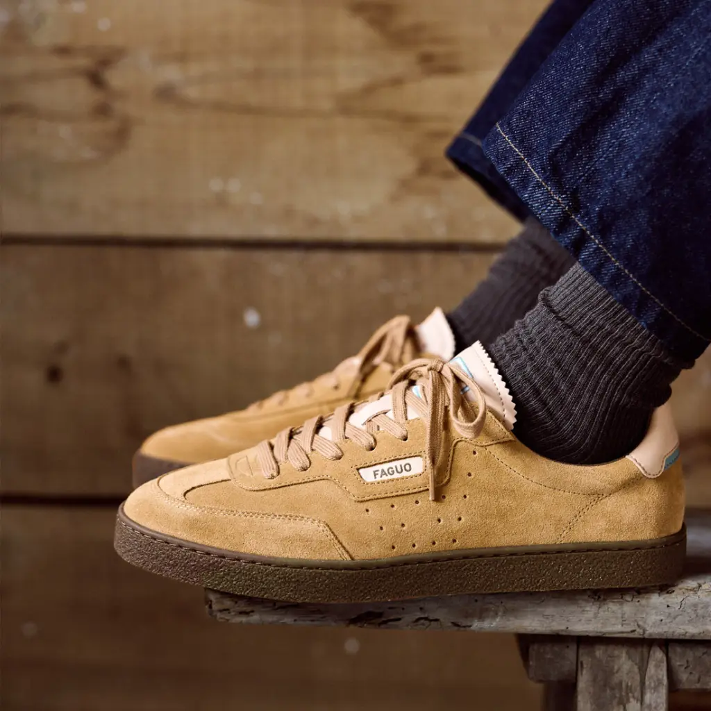 Ernest-Shop_Faguo_Lumbo_Suede_camel_03.webp