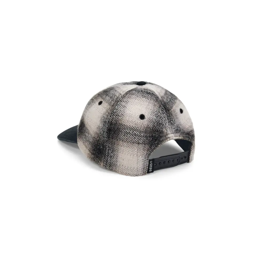 Ernest-Shop_Deus_Cap_Vacay_White-Check_02.webp