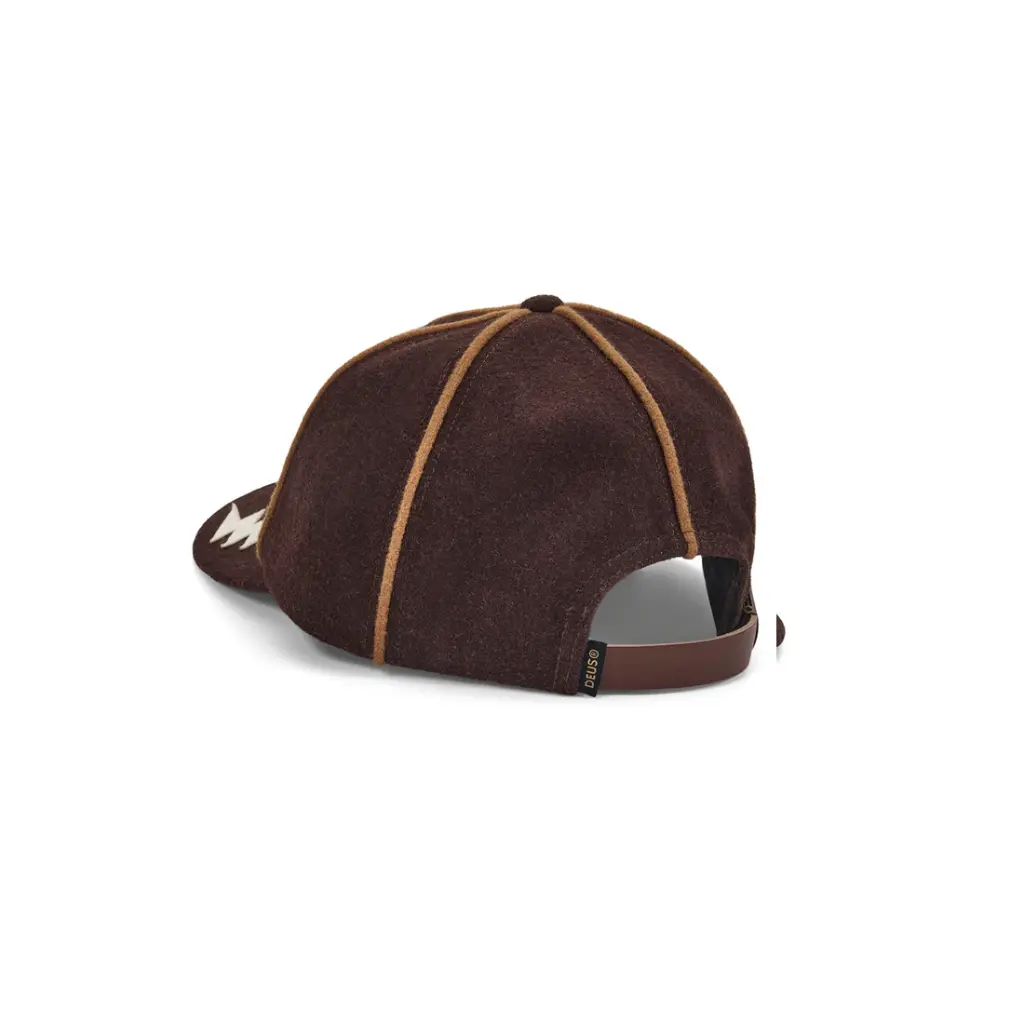 Ernest-Shop_Deus_Cap_Restwell_02.webp