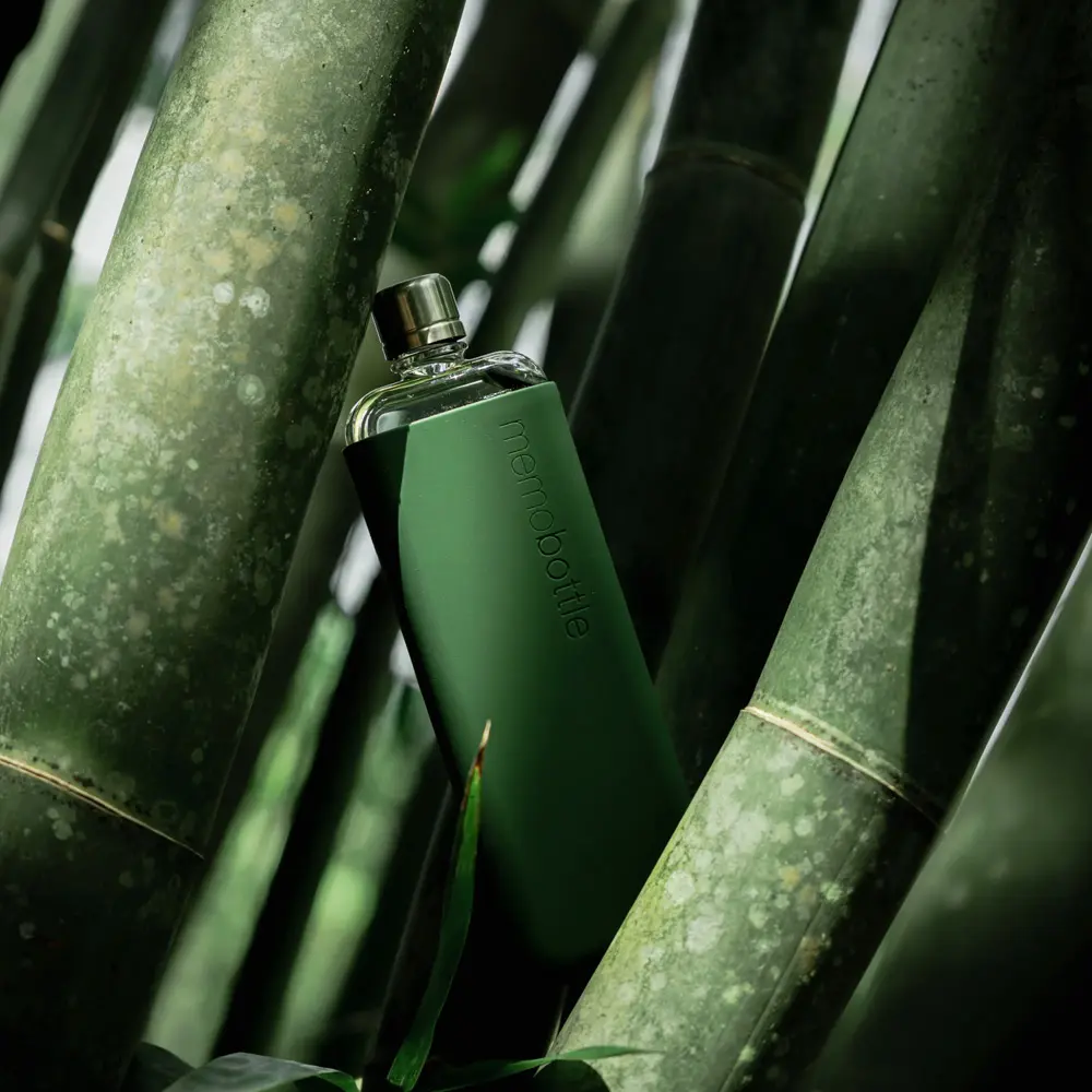 Ernest-Shop_Memobottle_Slim_Sleeve_Silicone_Moss-Green_02.webp