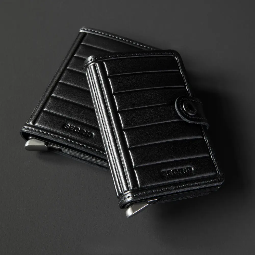 Ernest-Shop_Secrid_Premium_Emboss_01a.webp