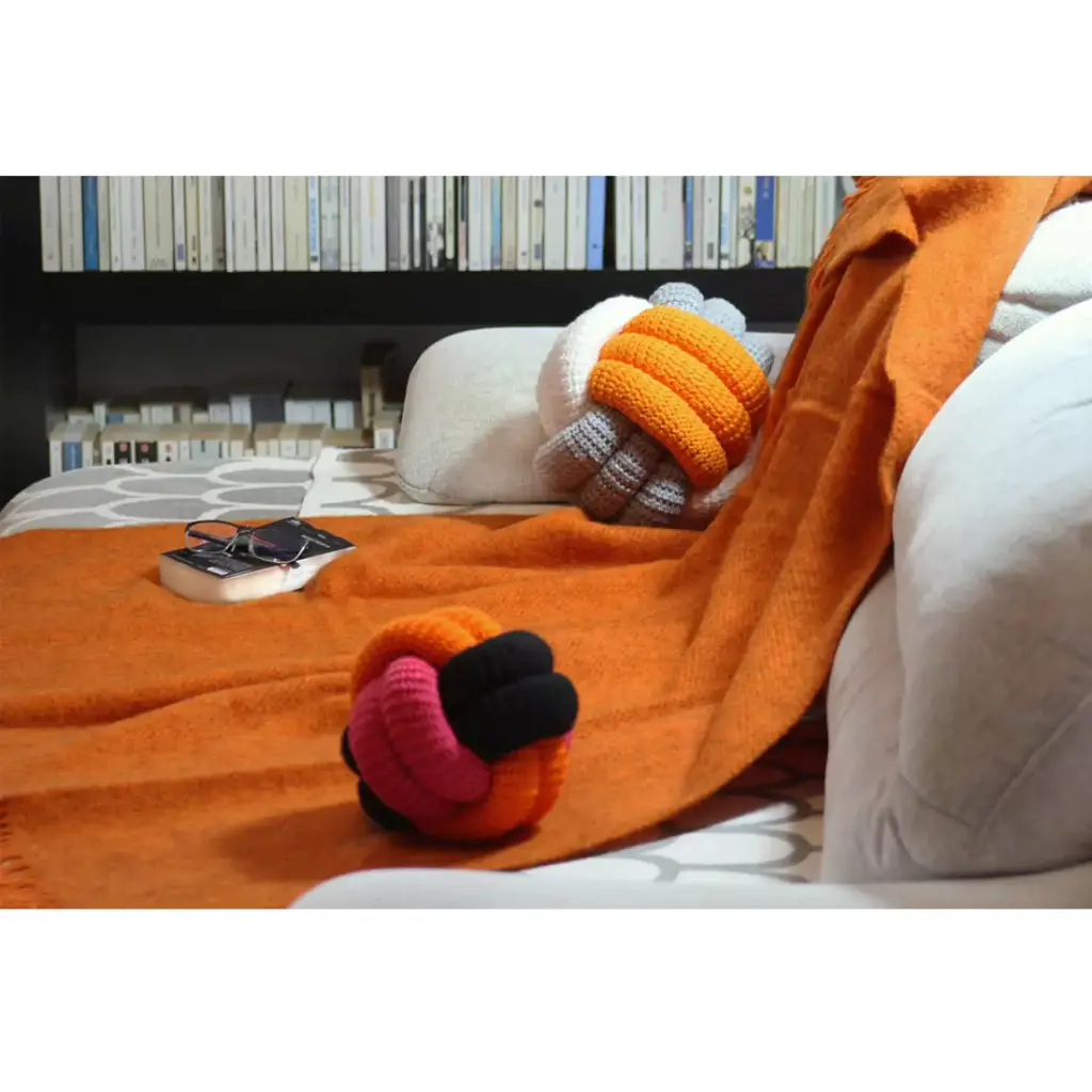 Ernest-Shop_Klippan_Plaid_Gotland_Orange_02.webp