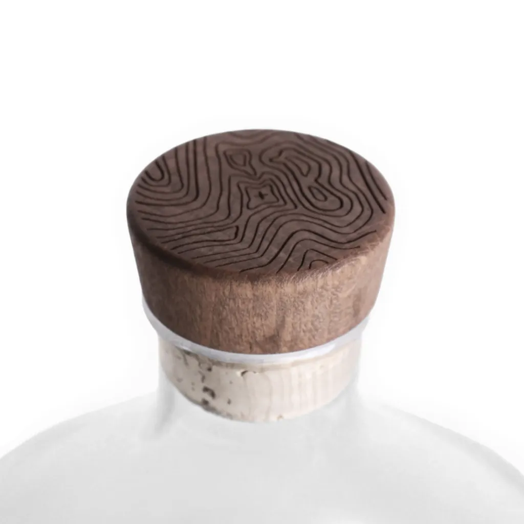 Ernest-Shop_Alaskan-Maker_Carafe-Spiritueux_Mont-Blanc_03.webp