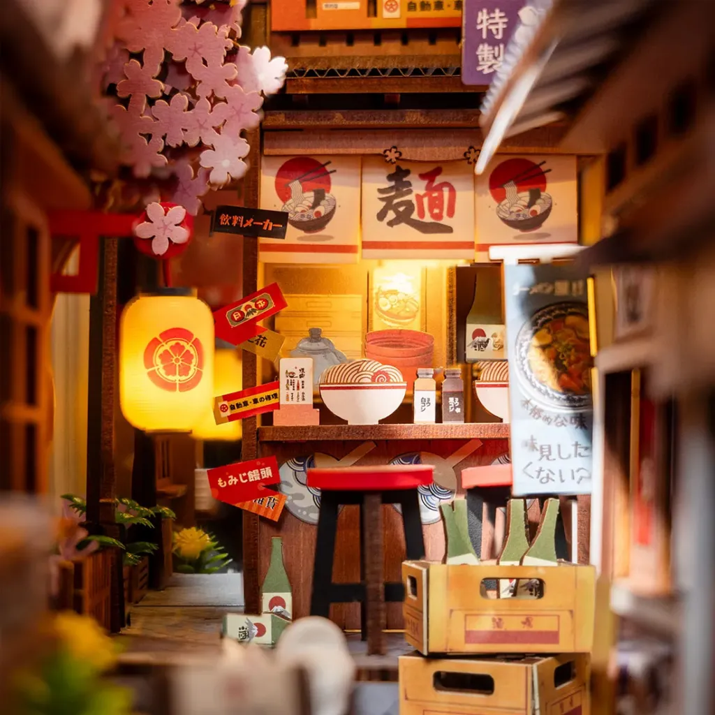 Ernest-Shop_Rolife_Robotime_Book-Nook_Sakura-Wine-Valley_03.webp