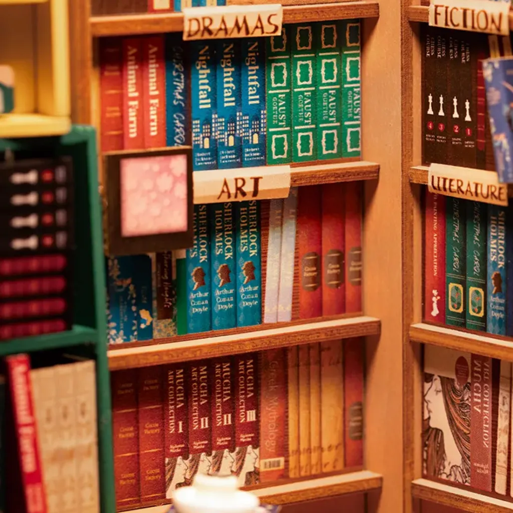 Ernest-Shop_Rolife_Robotime_Book-Nook_Shakespeare-Bookstore_03.webp