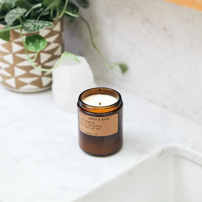 Ernest-Shop_PF-Candle_Bougie_Amber-and-Moss_01.webp
