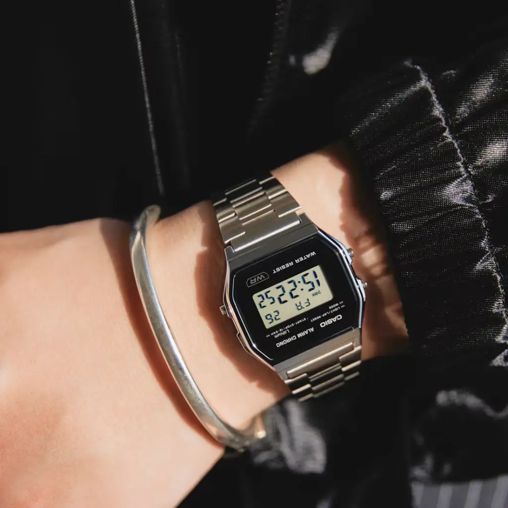 Ernest-Shop_Casio_A158WEA-1EF_03.webp