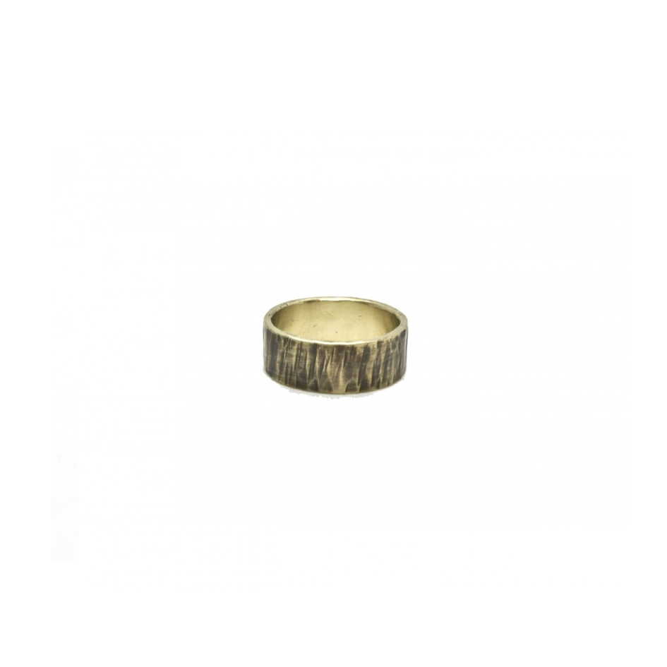 BPC Hammered brass ring
